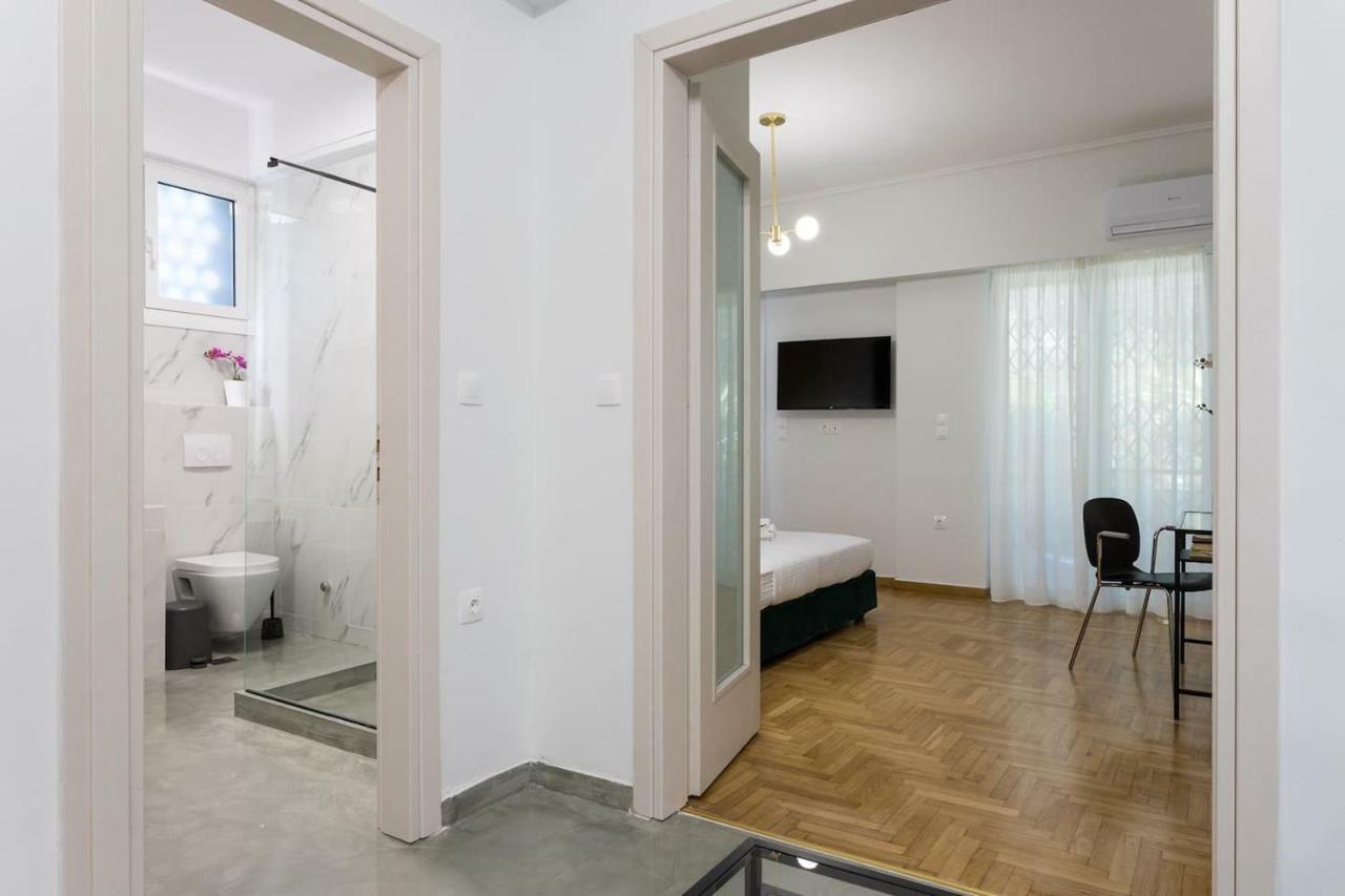 Hip & Stylish Flat In The City Center Athens Exterior photo