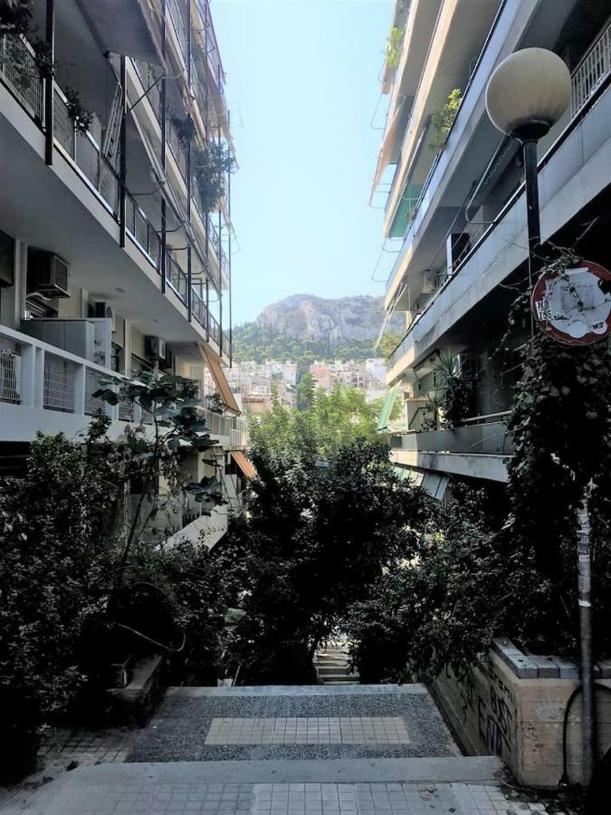 Hip & Stylish Flat In The City Center Athens Exterior photo